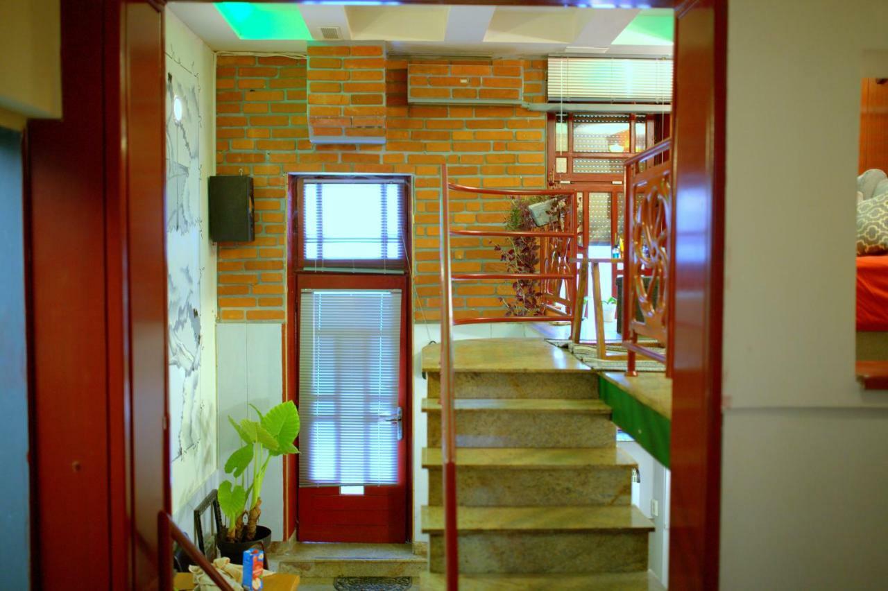 Studio Apartman - Park - Osijek Exteriör bild